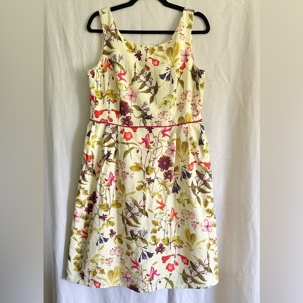 Lands End Petite Cream ALine Botanical Floral Dress Sleeveless Pockets Size 12P